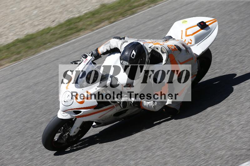 /15 22.05.2026  Plüss Moto Sport  Discover the Bike ADR /Gruppe rot - Race 3/13